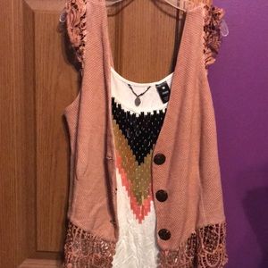 BKE Tank & Gimmicks Vest